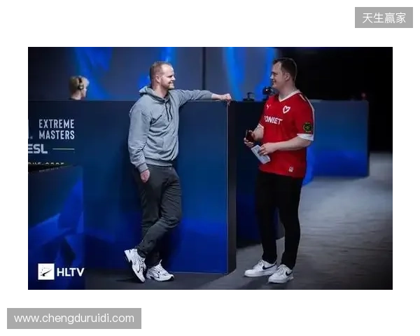 官宣:sycrone、Xyp9x与MOUZ完成续约 官宣:sycrone、Xyp9x与MOUZ完成续约